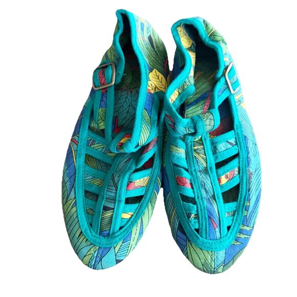 F-Troupe Tropical Shoes 37/6.5 Flats Green Vacation Beach Thailand - Picture 2 of 6